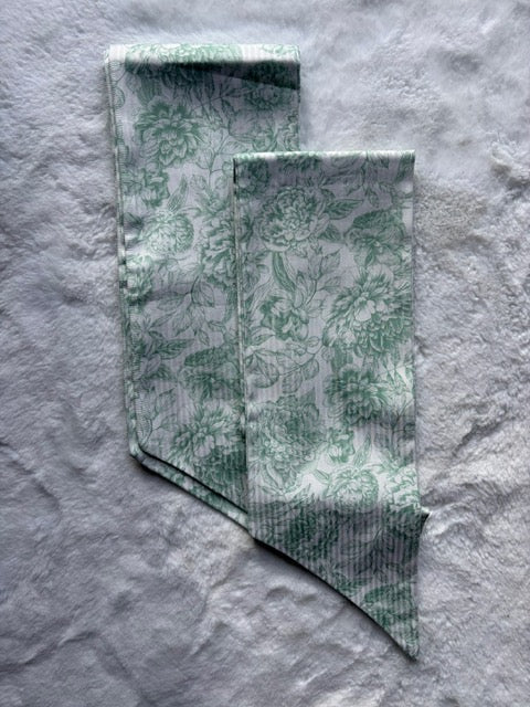 Embroidered Wreath Sash - Green Floral